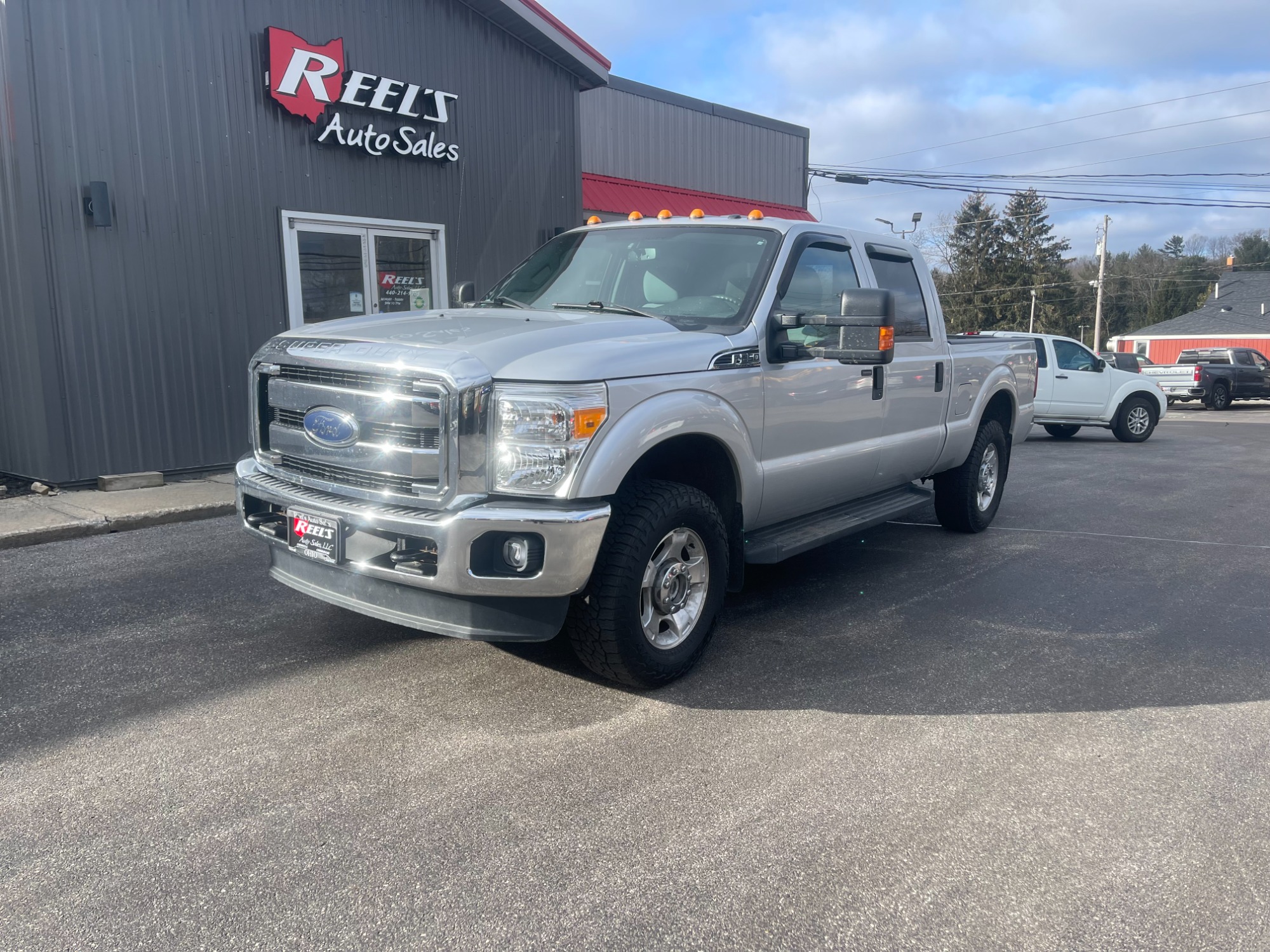 photo of 2016 Ford F-250 SD XLT Crew Cab 4WD